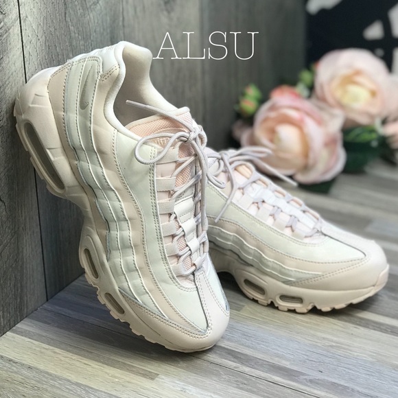 NWT Nike Air Max 95 Lux Guava Ice W AUTHENTIC - Picture 7 of 8